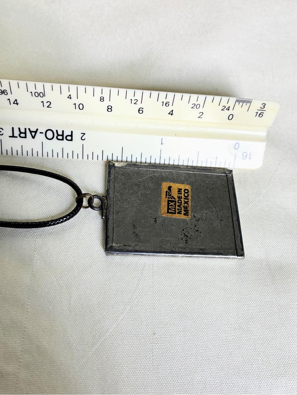 Frida Kahlo portrait pendant necklace with black cord #fridakahlo #mexican #boho - Picture 5 of 9